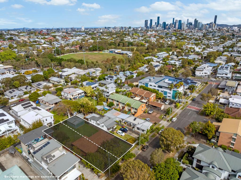 31 Grosvenor St, Balmoral, QLD 4171