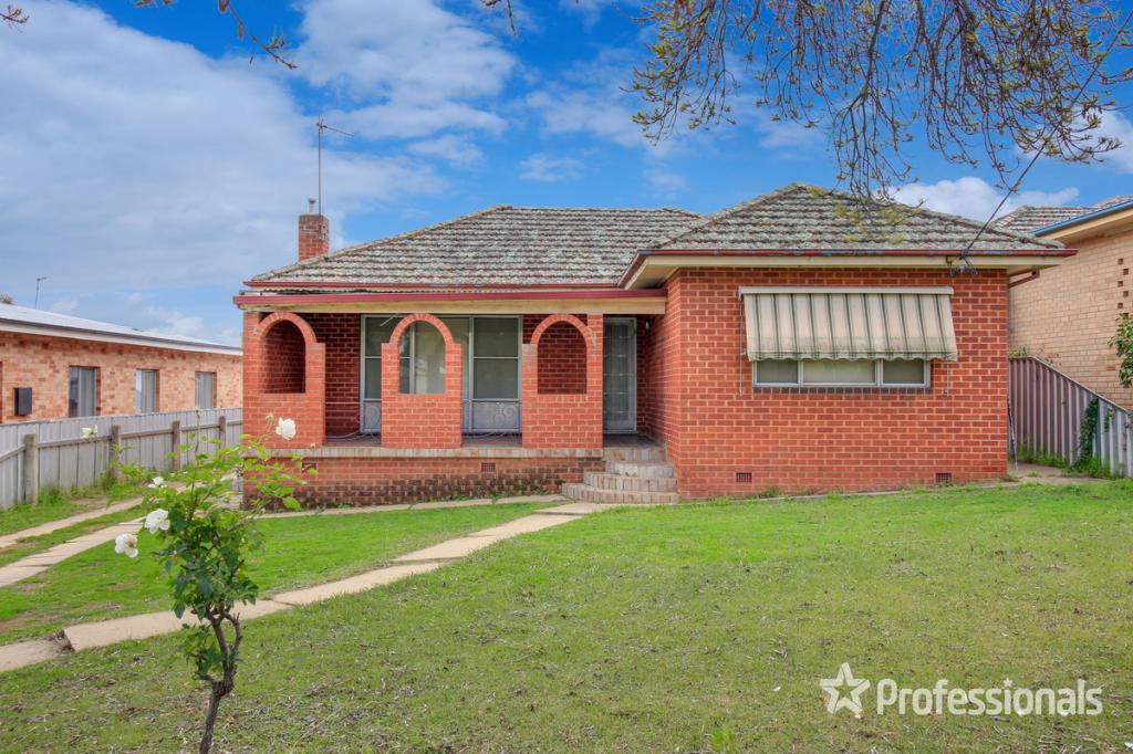 7 Beltana Ave, Mount Austin, NSW 2650