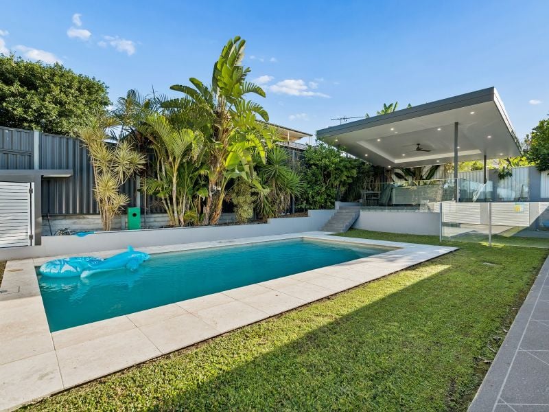 17 Barrier Pl, Forest Lake, QLD 4078