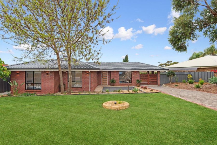 46 Tareena St, Craigmore, SA 5114