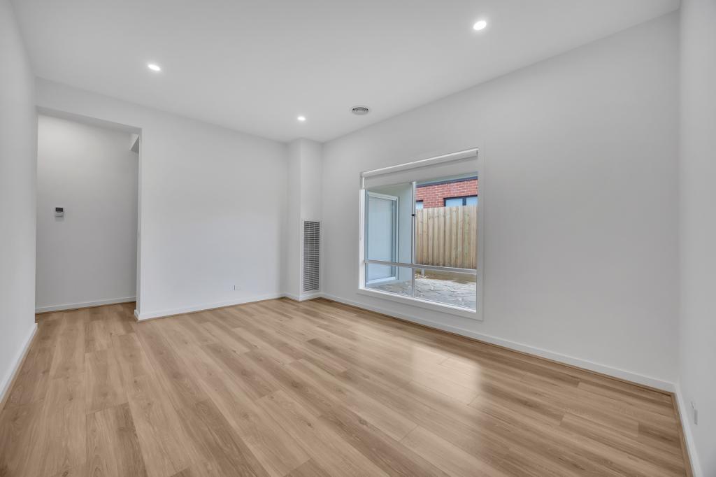 11 Singleton Cct, Armstrong Creek, VIC 3217