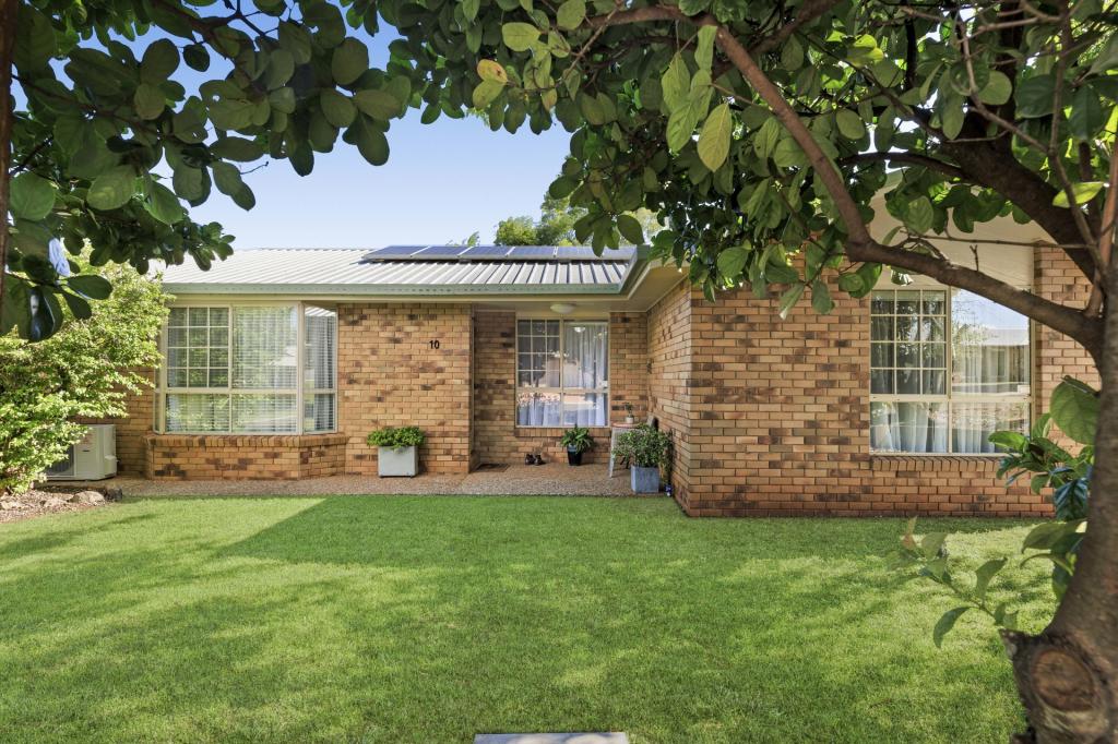 10 Heather St, Kearneys Spring, QLD 4350