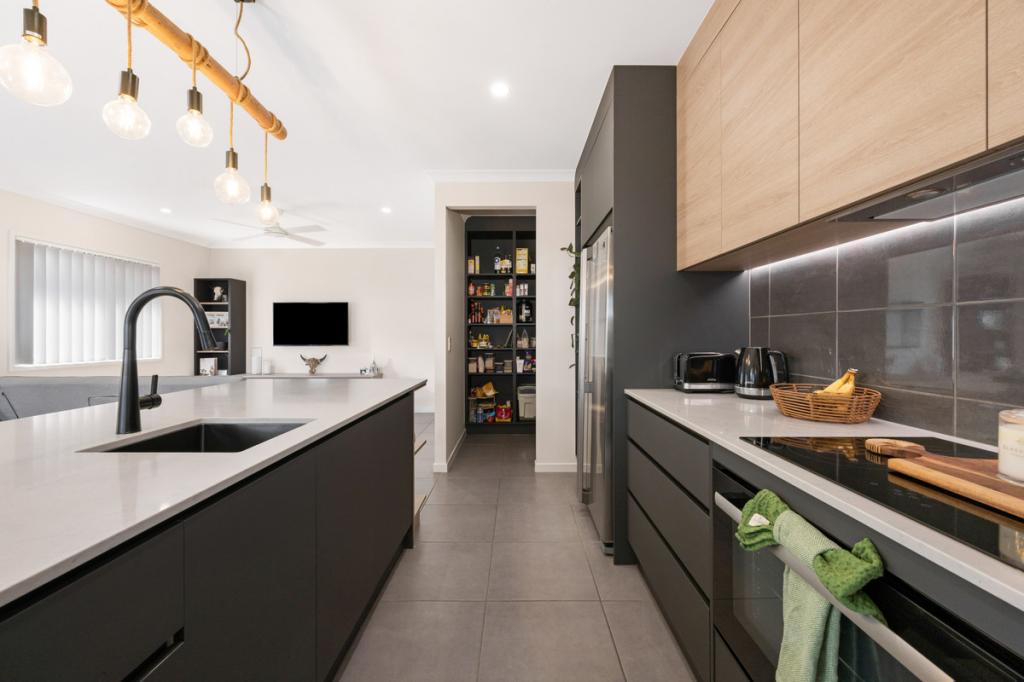167 Great Keppel Way, Banya, QLD 4551