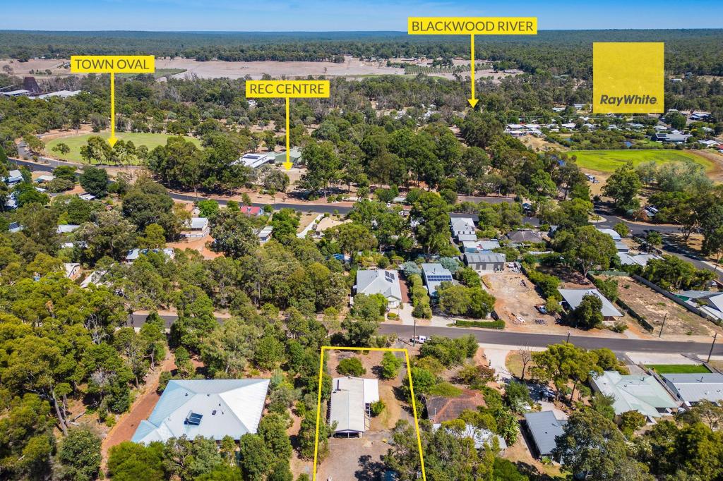 35 Carey St, Nannup, WA 6275