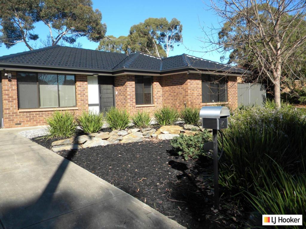 4 Acasta Ct, Flagstaff Hill, SA 5159