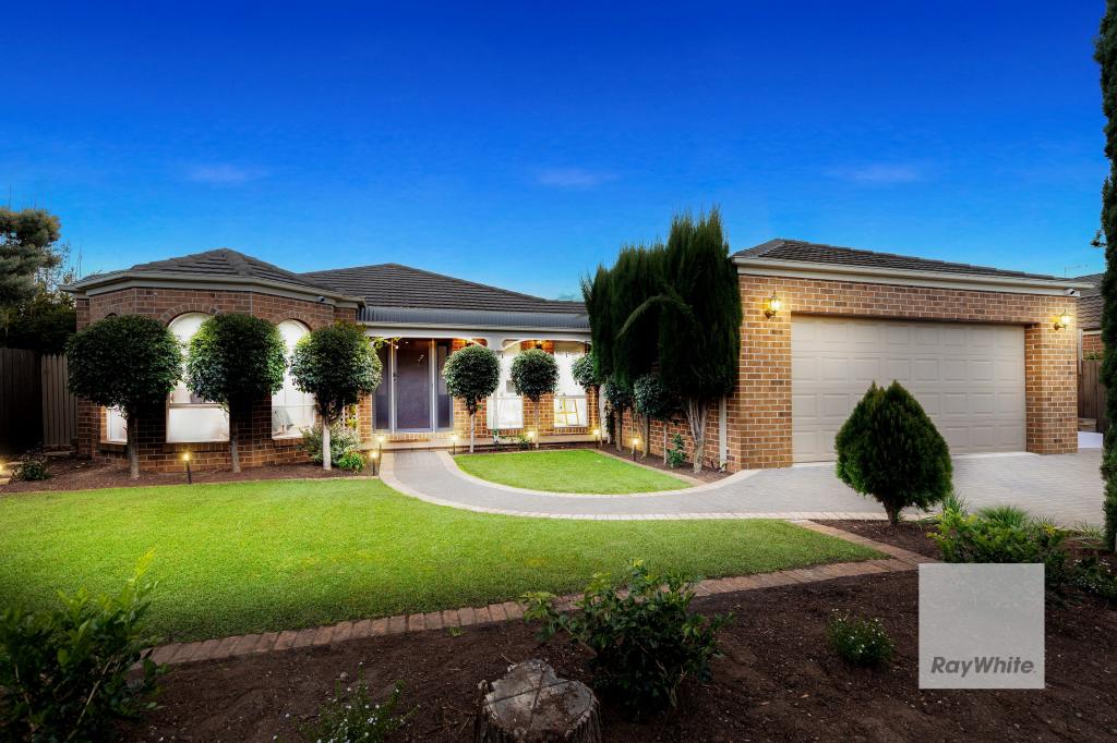 2 Hawthorn Gr, Taylors Hill, VIC 3037