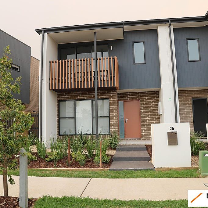 25 Revell St, Oran Park, NSW 2570