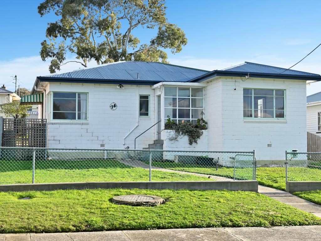 36 Edinburgh Cres, Goodwood, TAS 7010