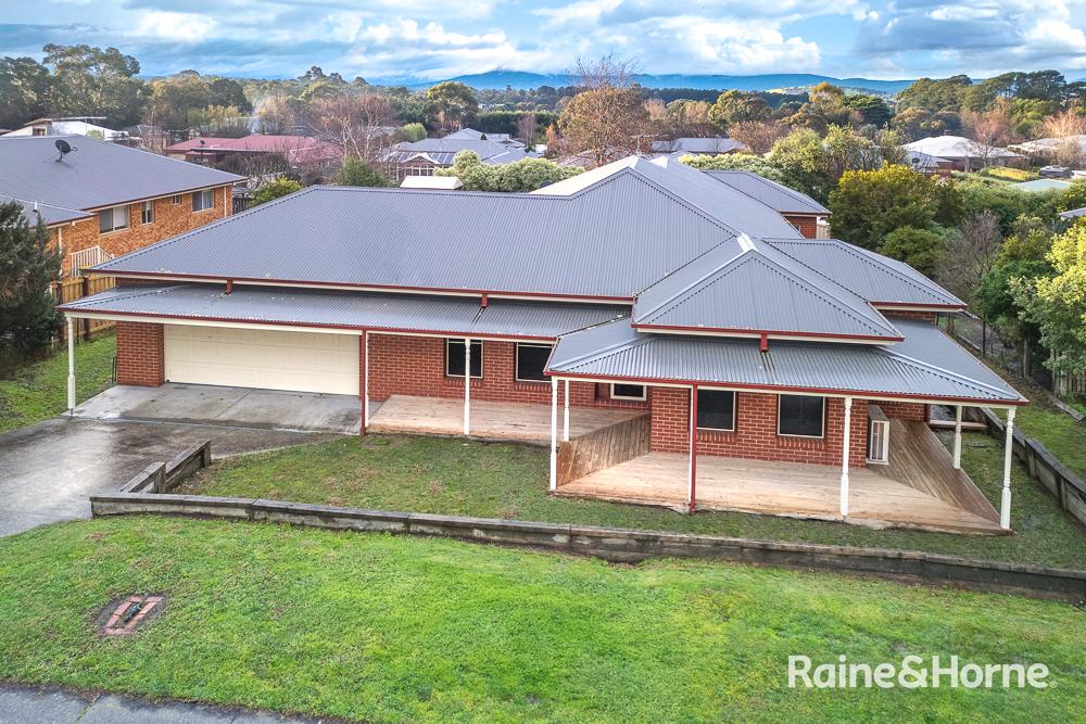 20 Carinya Dr, Gisborne, VIC 3437