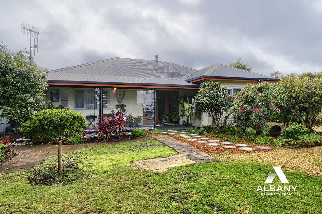 17 John St, Milpara, WA 6330