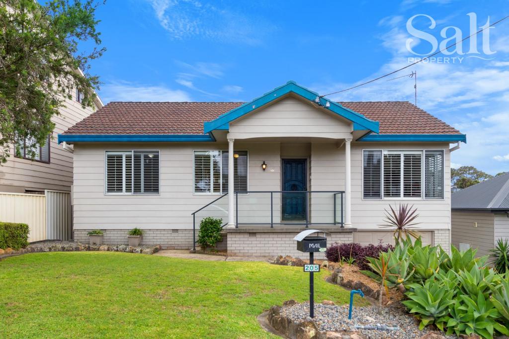 205 Wommara Ave, Belmont North, NSW 2280