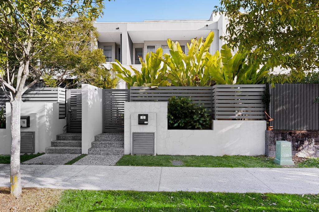 12 EVERGREEN VIEW, ROBINA, QLD 4226