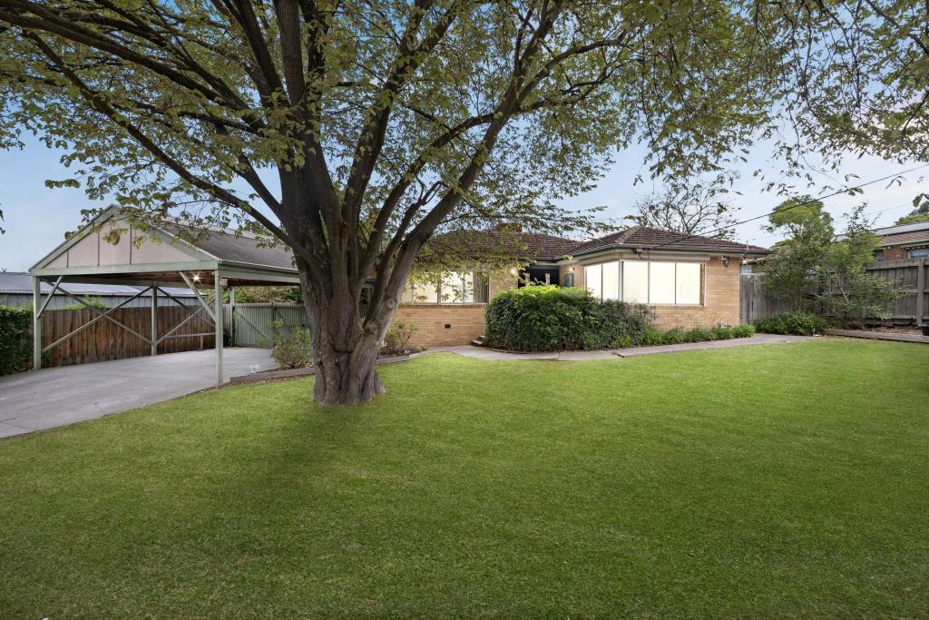 26 SEEBECK RD, ROWVILLE, VIC 3178