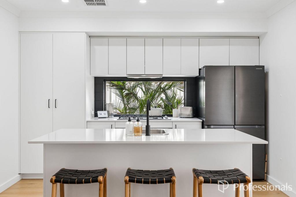 55 Greenpoint Way, Hilbert, WA 6112