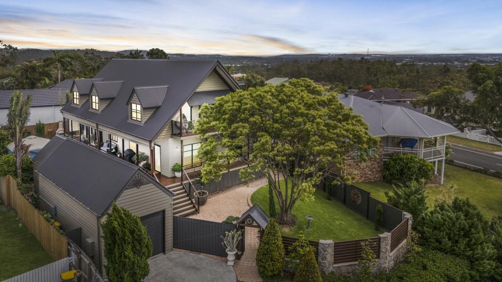 3 Emerson Way, Oxenford, QLD 4210