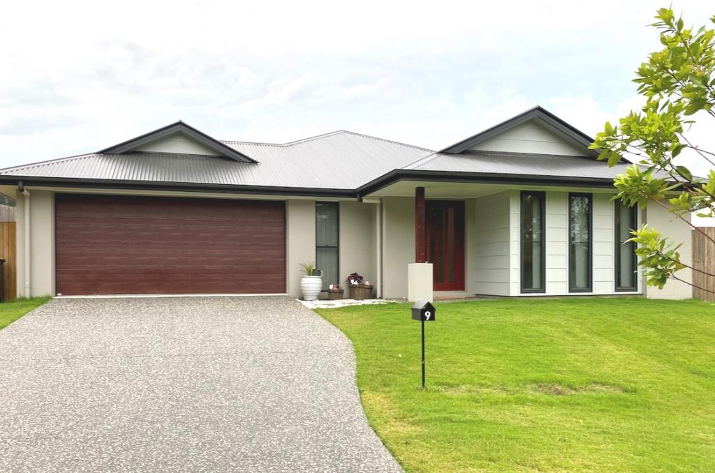 9 Glider Pl, Glass House Mountains, QLD 4518