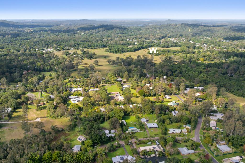 8 Mountaindale Ct, Mooloolah Valley, QLD 4553
