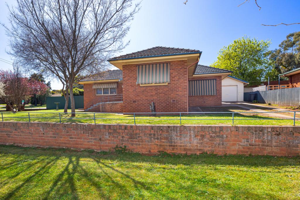 139 Carson St, Temora, NSW 2666