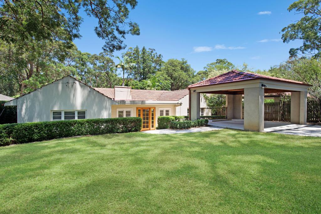 18 Eucalyptus St, St Ives, NSW 2075