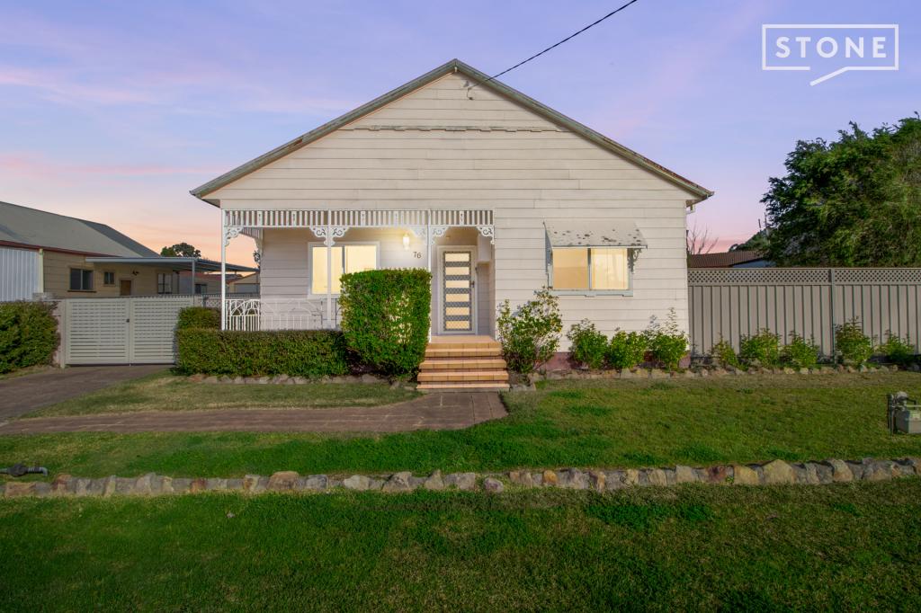 76 ADAMS ST, HEDDON GRETA, NSW 2321