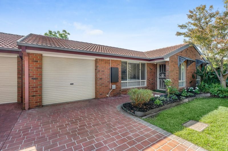 19 Heathcote Dr, Forest Hill, VIC 3131
