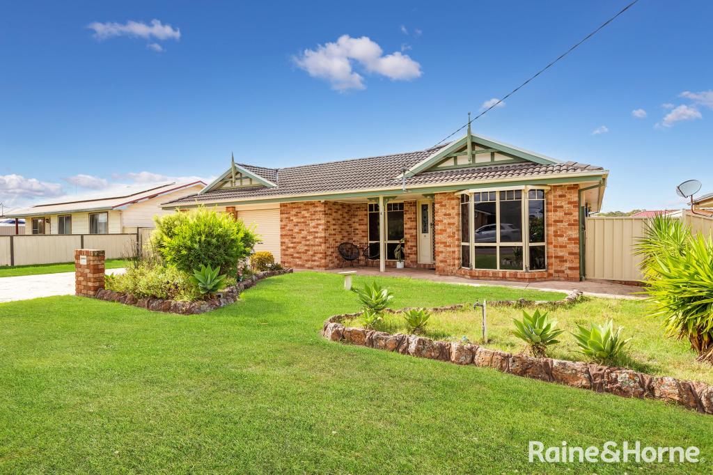 4 Hall St, Heddon Greta, NSW 2321