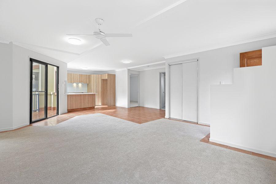 4/22 Peninsular Dr, Surfers Paradise, QLD 4217