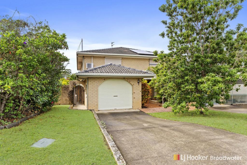 1/11 Davebill Ct, Labrador, QLD 4215