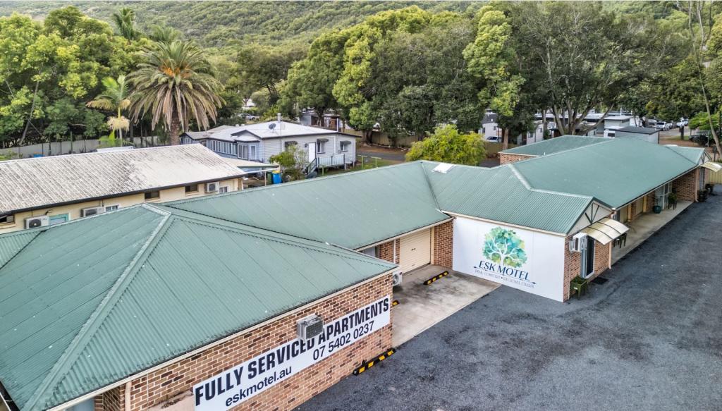 91-93 Ipswich St, Esk, QLD 4312