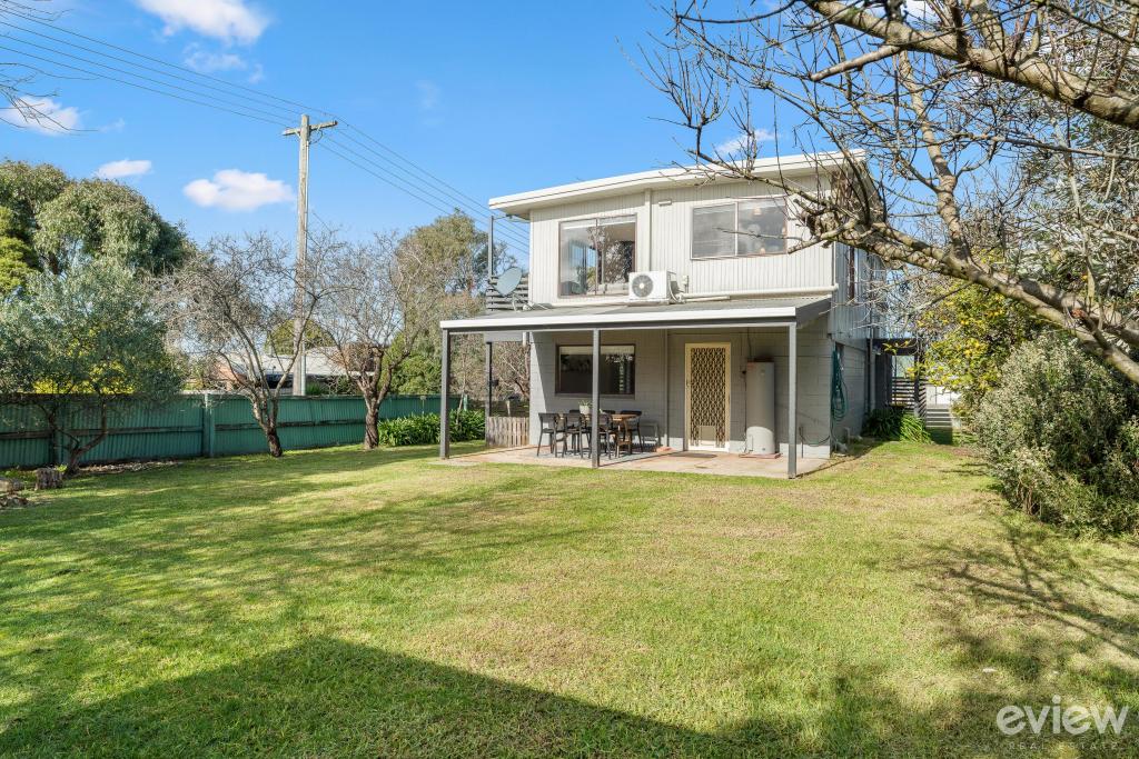 2 HALLWAY DR, WIMBLEDON HEIGHTS, VIC 3922