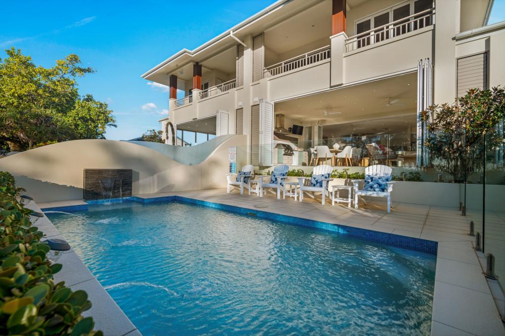 2/50 Kennedy Esp, South Mission Beach, QLD 4852