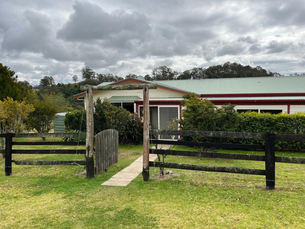 159 YATES RD, BUCCA WAUKA, NSW 2429