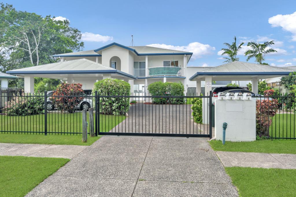 2/11 Ingham Ct, Mooroobool, QLD 4870