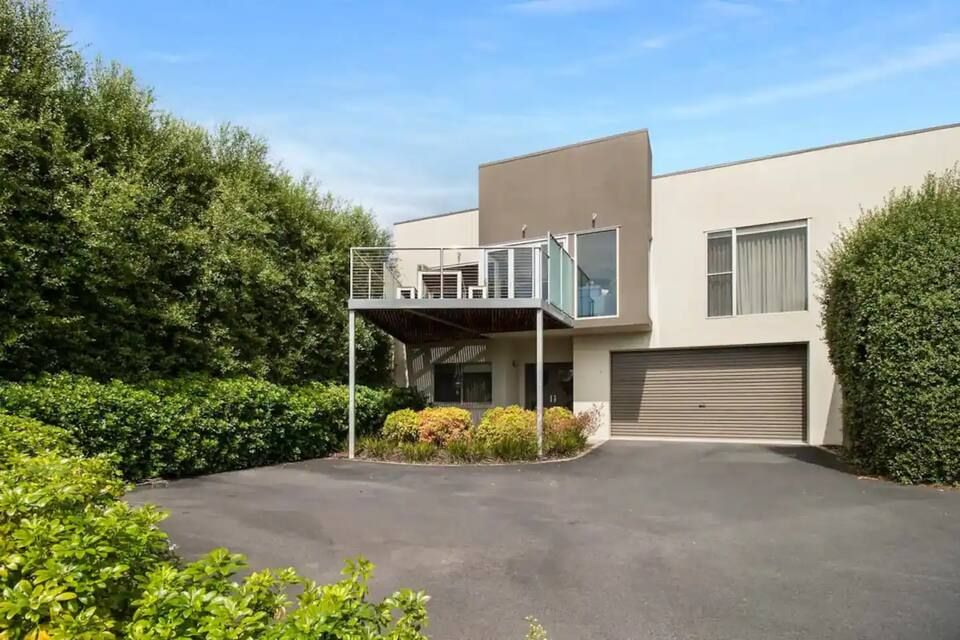 2/17 SHEPHERDSON RD, MOUNT GAMBIER, SA 5290
