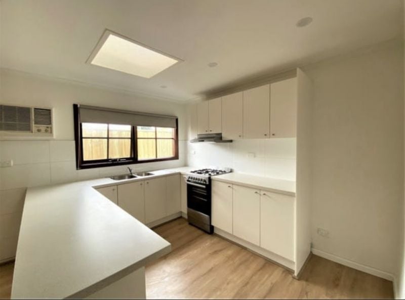 6 Carol Gr, Tullamarine, VIC 3043