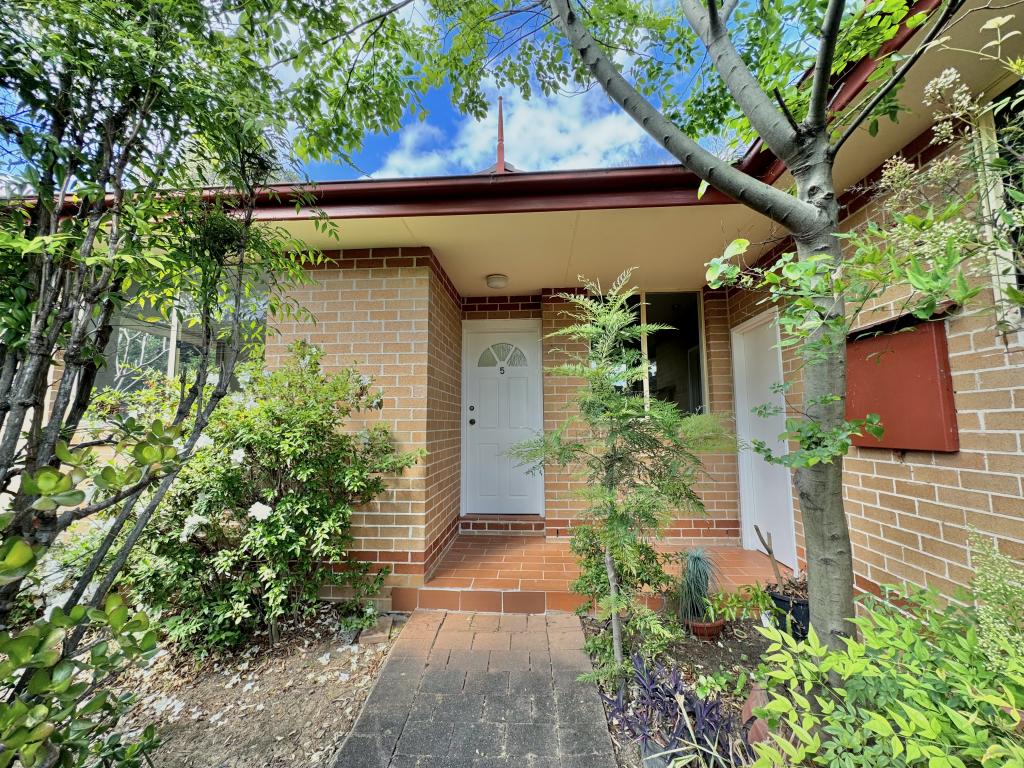 5/8 HAYWOOD ST, EPPING, NSW 2121