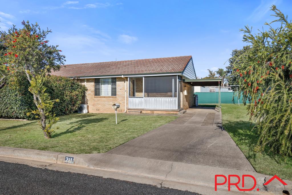 2/1 Bell St, South Tamworth, NSW 2340
