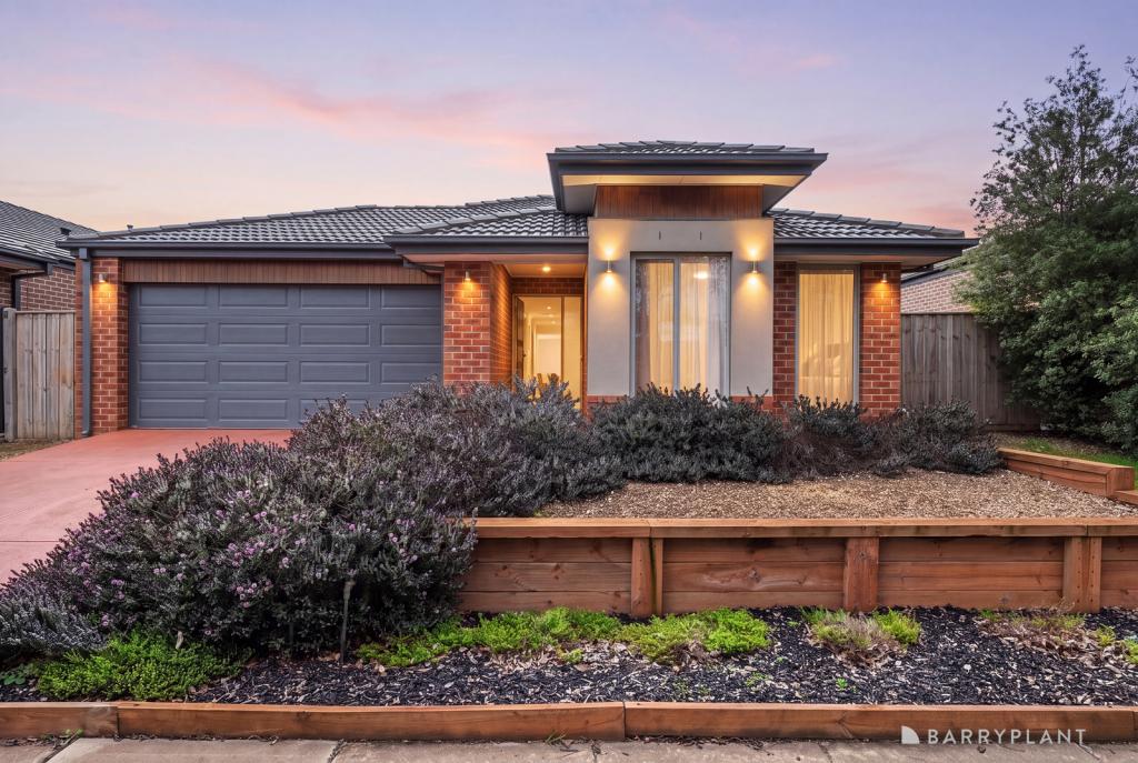 38 Embleton Ch, Weir Views, VIC 3338