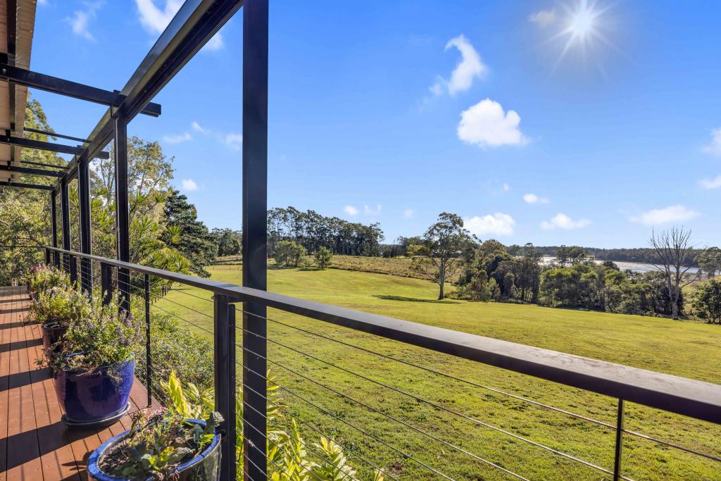 63 Hoy Rd, Lake Macdonald, QLD 4563