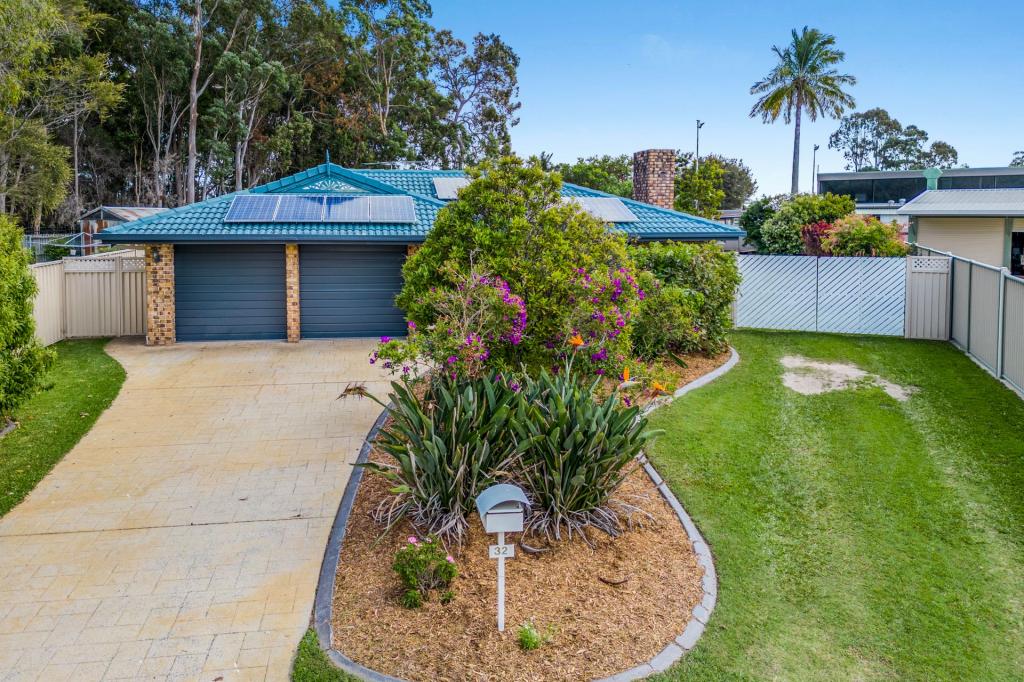 32 Peppercorn Cres, Victoria Point, QLD 4165