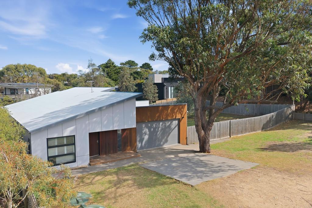 5-7 Noble St, Venus Bay, VIC 3956
