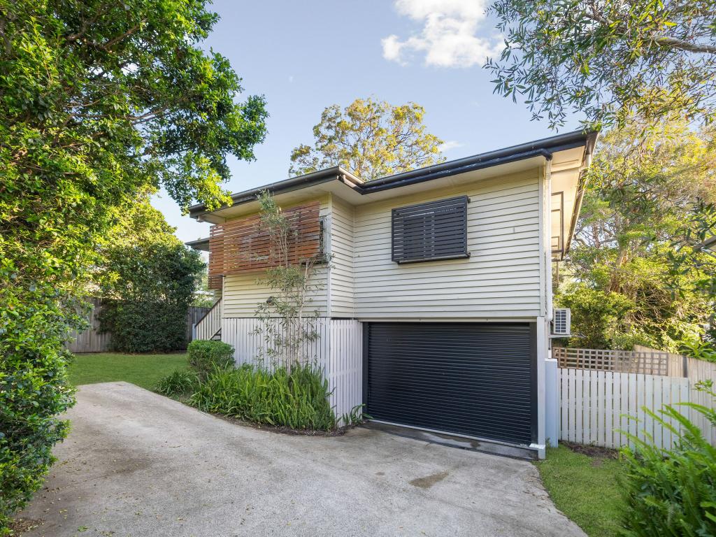 209a Macdonnell Rd, Clontarf, QLD 4019