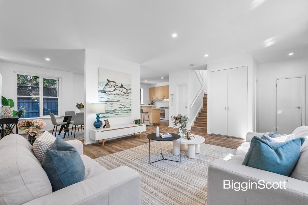 2/44 Foam St, Elwood, VIC 3184