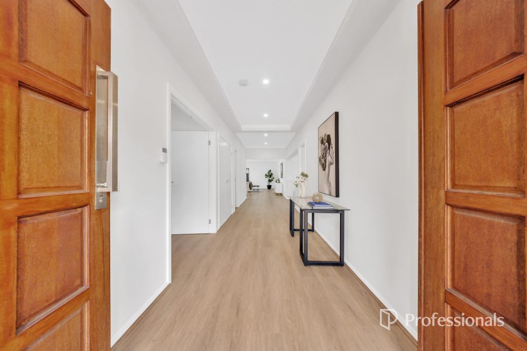 32 Hanworth Ave, Williams Landing, VIC 3027