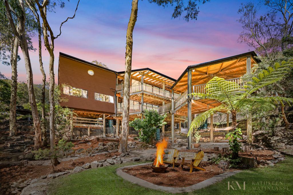 74 Seaview Cl, Eleebana, NSW 2282