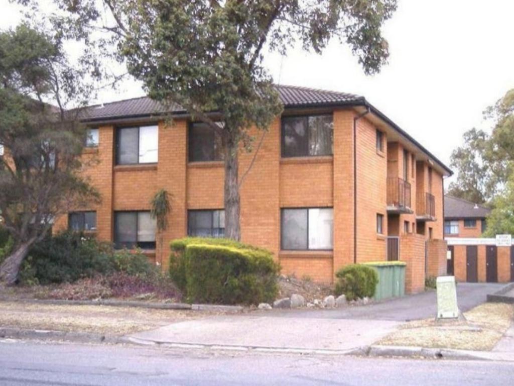 11 /13 Preston St, Jamisontown, NSW 2750