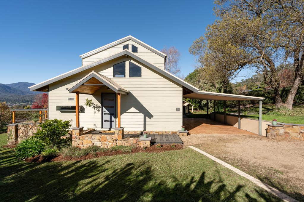 2 Allamar Ct, Tawonga South, VIC 3698