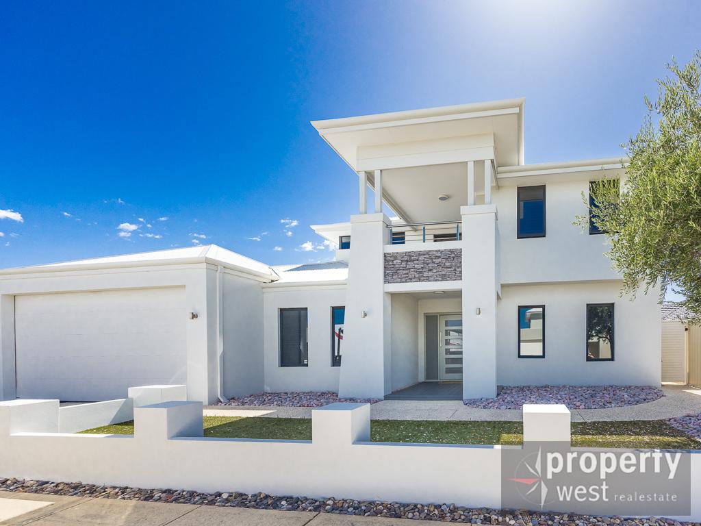 11 Piermont Ave, Burns Beach, WA 6028