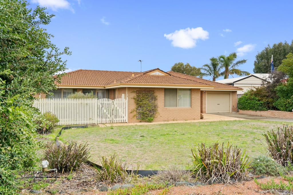 15 Pepperwood Rise, Halls Head, WA 6210