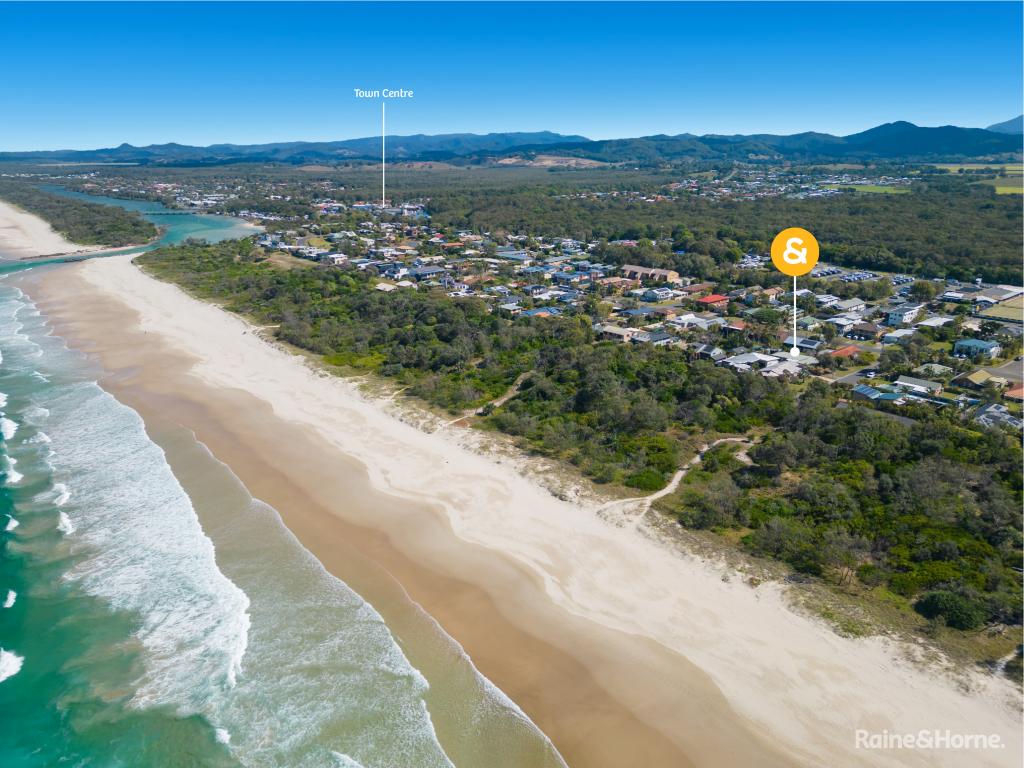 34 Surfside Cres, Pottsville, NSW 2489